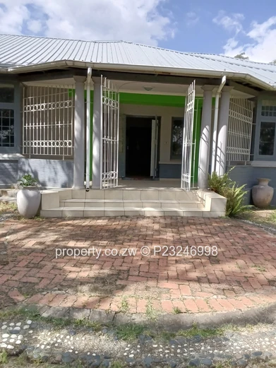 1 hectare property development site (Sole Mandate)