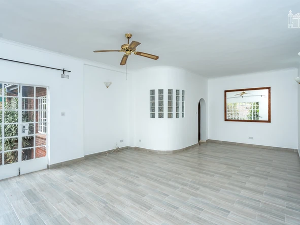 3 Bedroom Garden Flat