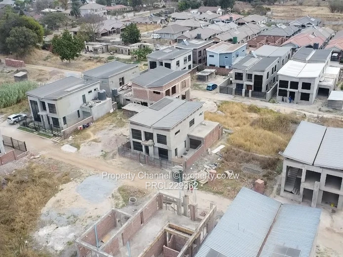 Prime Gated Cluster Stand For Sale in Prospect (Waterfalls)