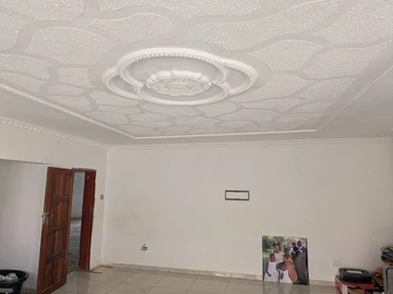 6 Bedroom House