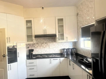 4 Bedroom Townhouse Complex