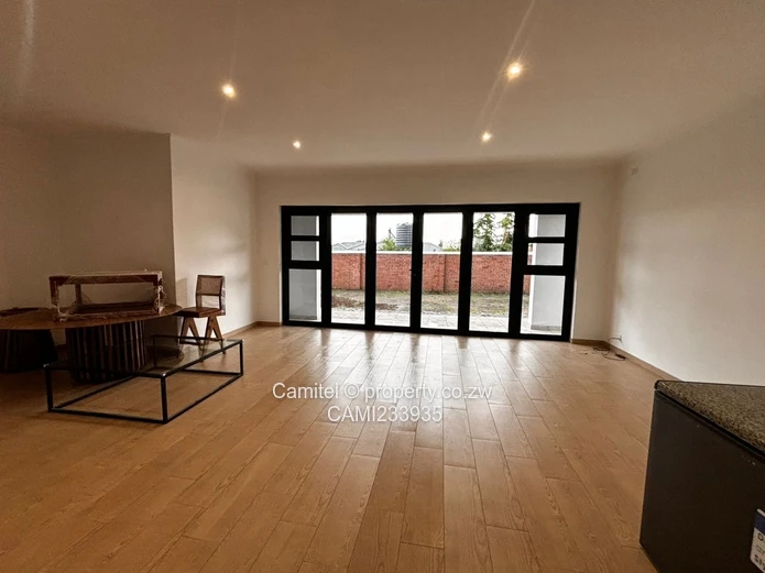 Arlington newly built 3 bed with main ensuite sitting on 580sqm with title clean deed 