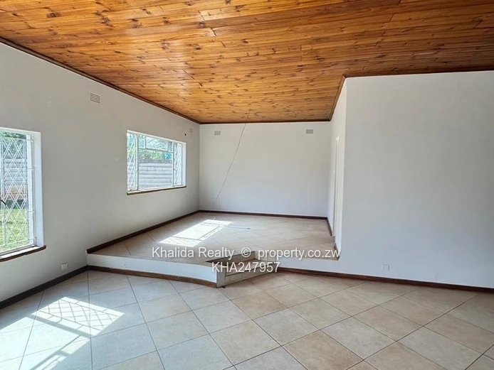 Eastlea commercial property for rent