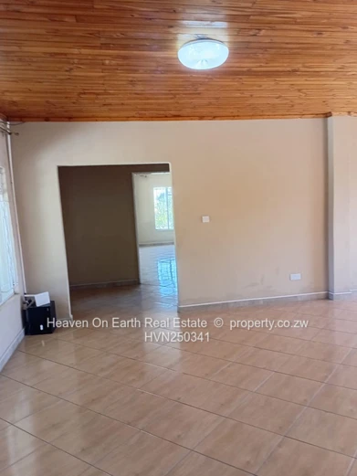 Double storey house and cottage to let  (Sole Mandate)