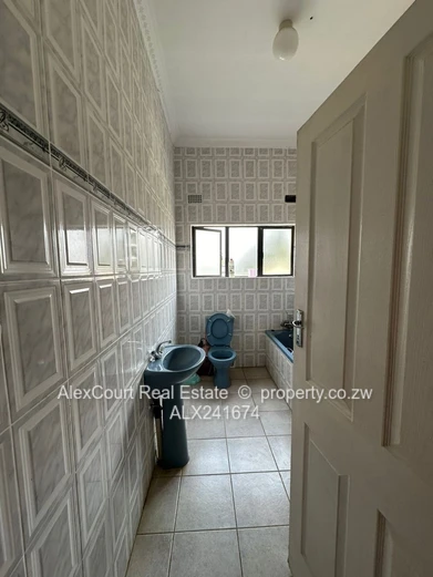 Duplex House In Greystone Park