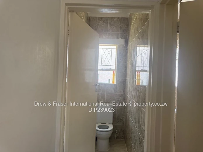 Upper Hillside Harare East Property available for rent as both commercial or residential $1350
