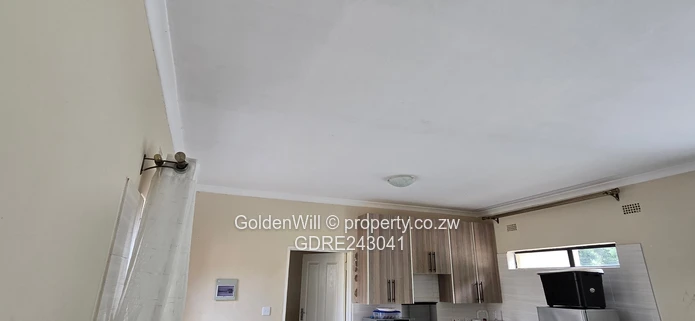 2 bed Apartment for Rental In Bluffhill 
