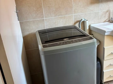 3 Bedroom Flat & Apartment