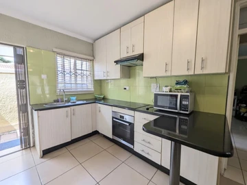 2 Bedroom Garden Flat