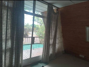 2 Bedroom Flat & Apartment