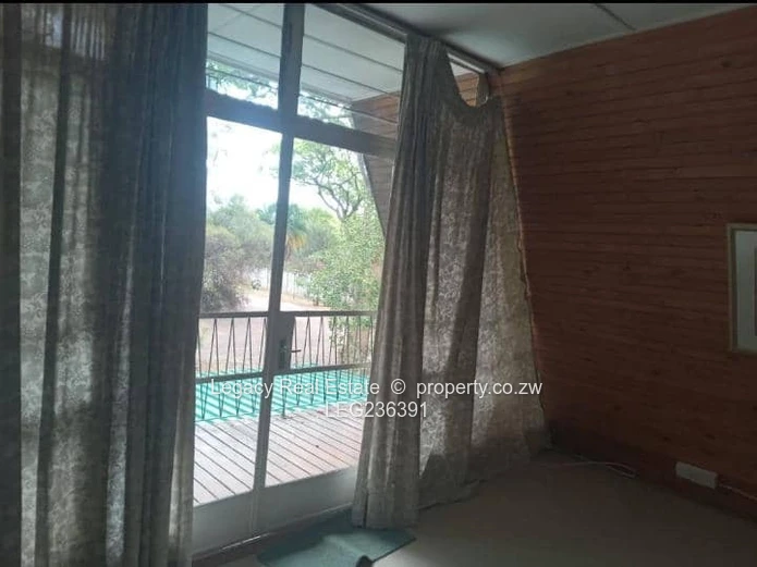 Prime Glen Lorne Studio Apartment Available