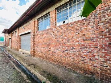 Warehouse & Factory