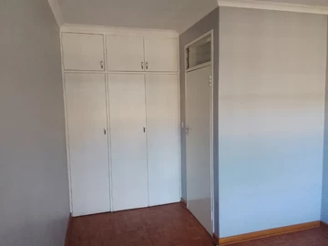 3 Bedroom Garden Flat
