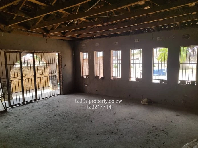 Mainway Meadows incomplete house for sale