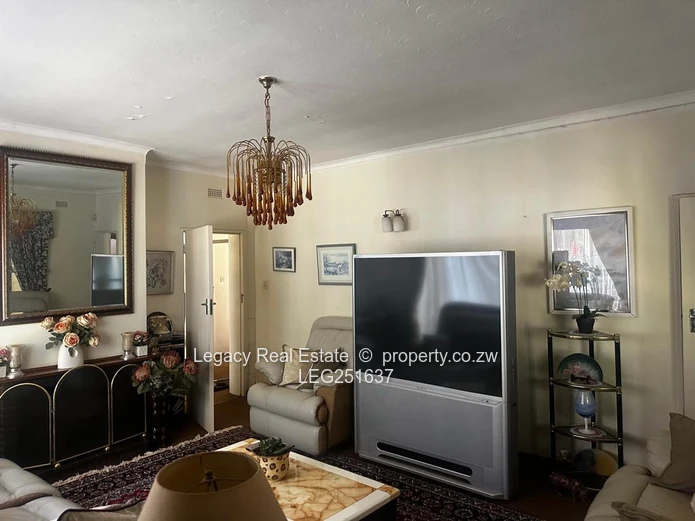 Grand Residence With Pool & Beautiful Gardens,Premium Property In The Heart Of Vainona. (Sole Mandate)