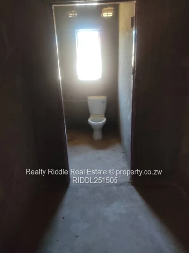 Southlea park commercial property for sale