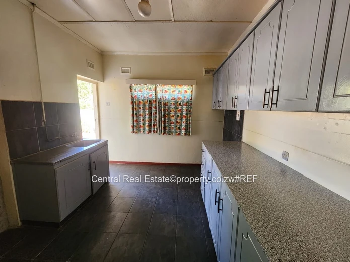 Athlone House For Sale 