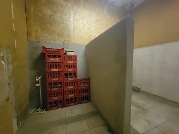 Warehouse & Factory
