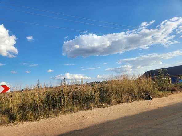 Commercial & Industrial Land