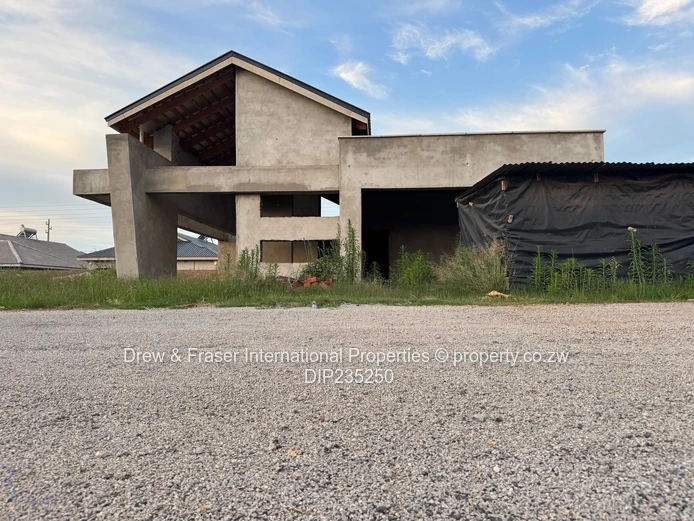 Unfinished 3-Beds house for sale in Mabvazuva