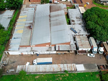 Well equipped factory in prime location