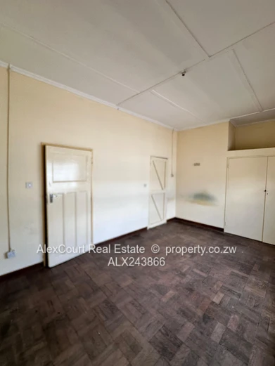 Spacious Home In Prospect, Waterfalls For Rent (Sole Mandate)