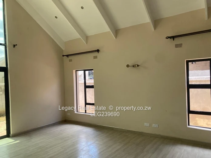 Modern 4-Bedroom Townhouse In Secure Marlborough Complex