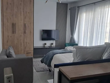 Flat & Apartment