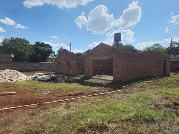 6 Bedroom House