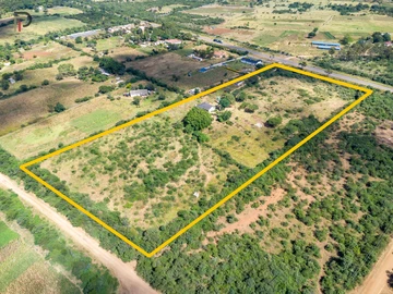 Farm & Agricultural Land