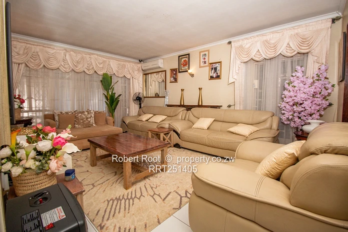  Prime Alexandra Property with endless Potential for Home and Business use