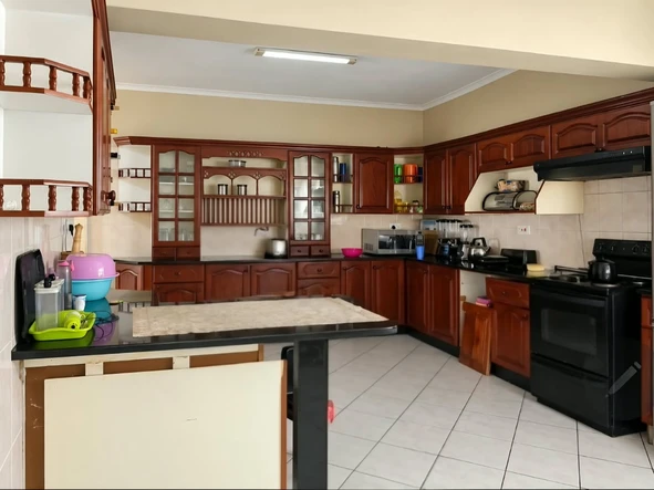 4 Bedroom House