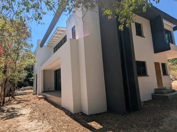 4 Bedroom Townhouse Complex