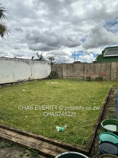 Bloomingdale 6-Bed Home