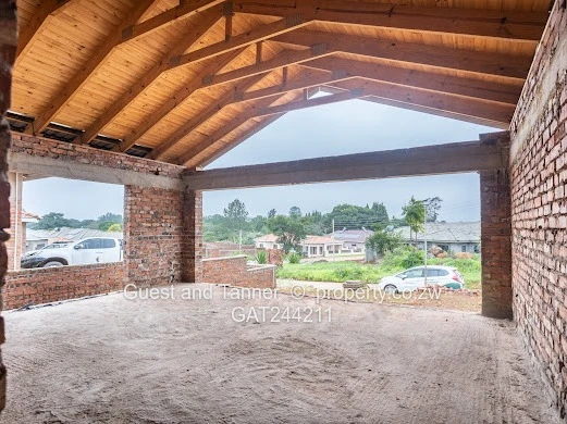 Incomplete 4-Bedroom Cluster For Sale In Hogert Hill 