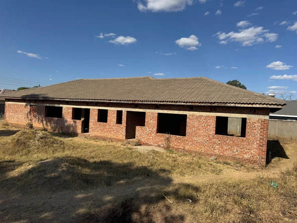 5 Bedroom House