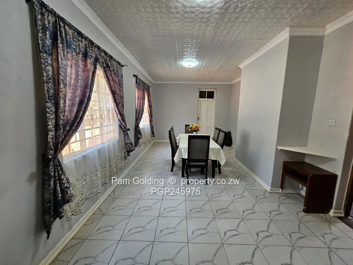 Family Home, Great Borehole, Mutiple Bedrooms