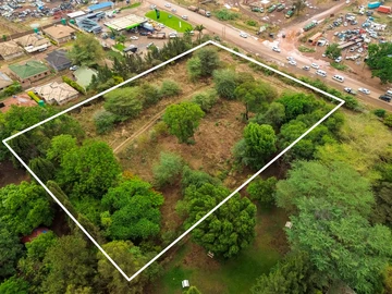 Commercial & Industrial Land