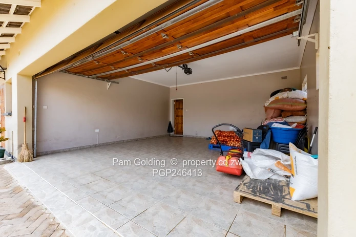 4 Bedroom House for Sale in Waterfalls (Sole Mandate)