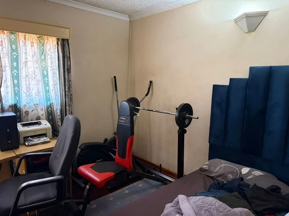 3 Bedroom Flat & Apartment