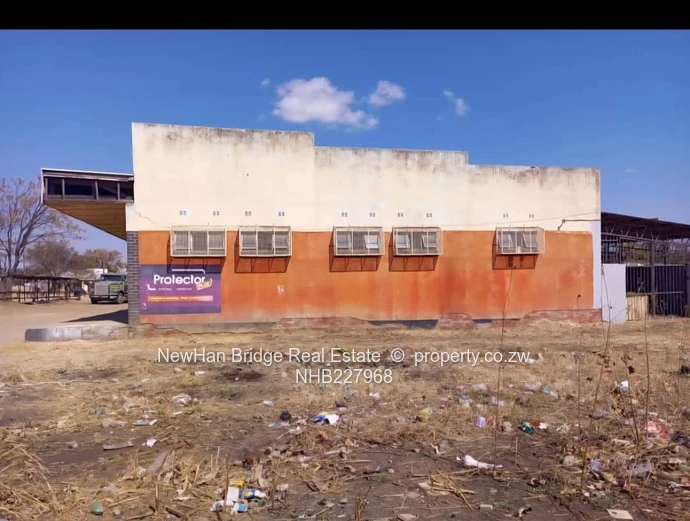 **Prime Retail Space for Sale in Chitungwiza L – 4000 m² Opportunity** (Sole Mandate)