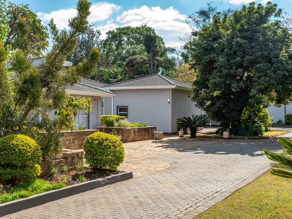 10 Bedroom House