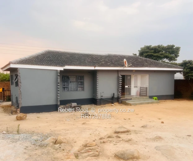 3 bedroom house (Titled)