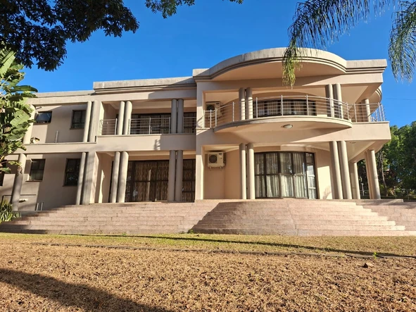 7 Bedroom House