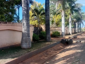 Stands & Residential Land