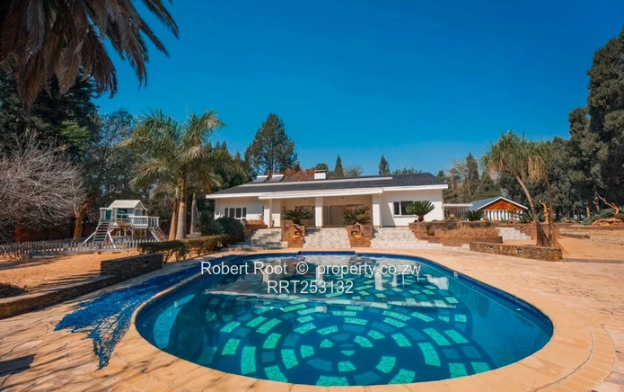 4 bed family home in Glen Lorne