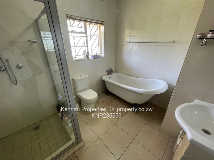 Neat Starter Home In Central Alex Park With Good Power