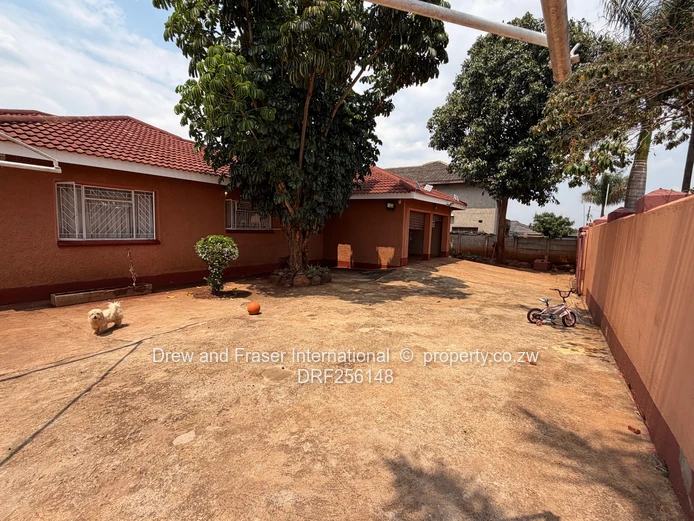 WestgateArea D 4-Bed Home: Gated, Borehole $220k
