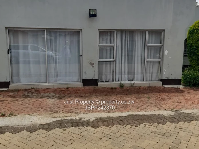 Bluff Hill, Harare West — 3 Bed Townhouse Complex, En-Suite