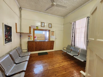 3 Bedroom Flat & Apartment